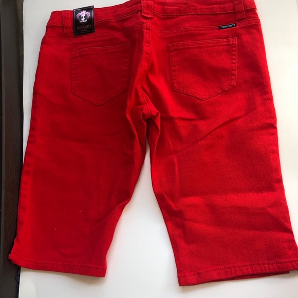 Miss Kitty Couture Red Capri Jeans Size 13 - Picture 2 of 15